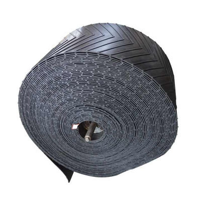 High Angle Conveying EP100/EP150/EP200 Inclined Conveyor Belts With Low Energy Consumption